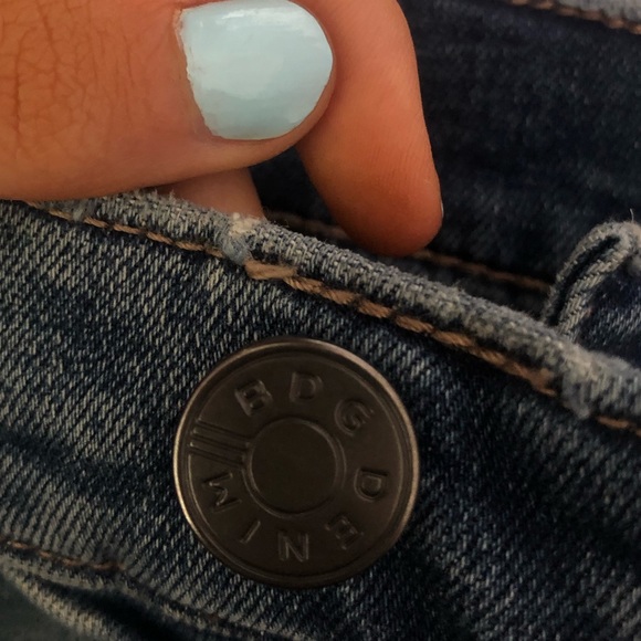 URBAN OUTFITTER BDG blue jeans - Picture 2 of 5